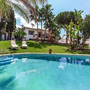 Chihuahua Villa Marbella